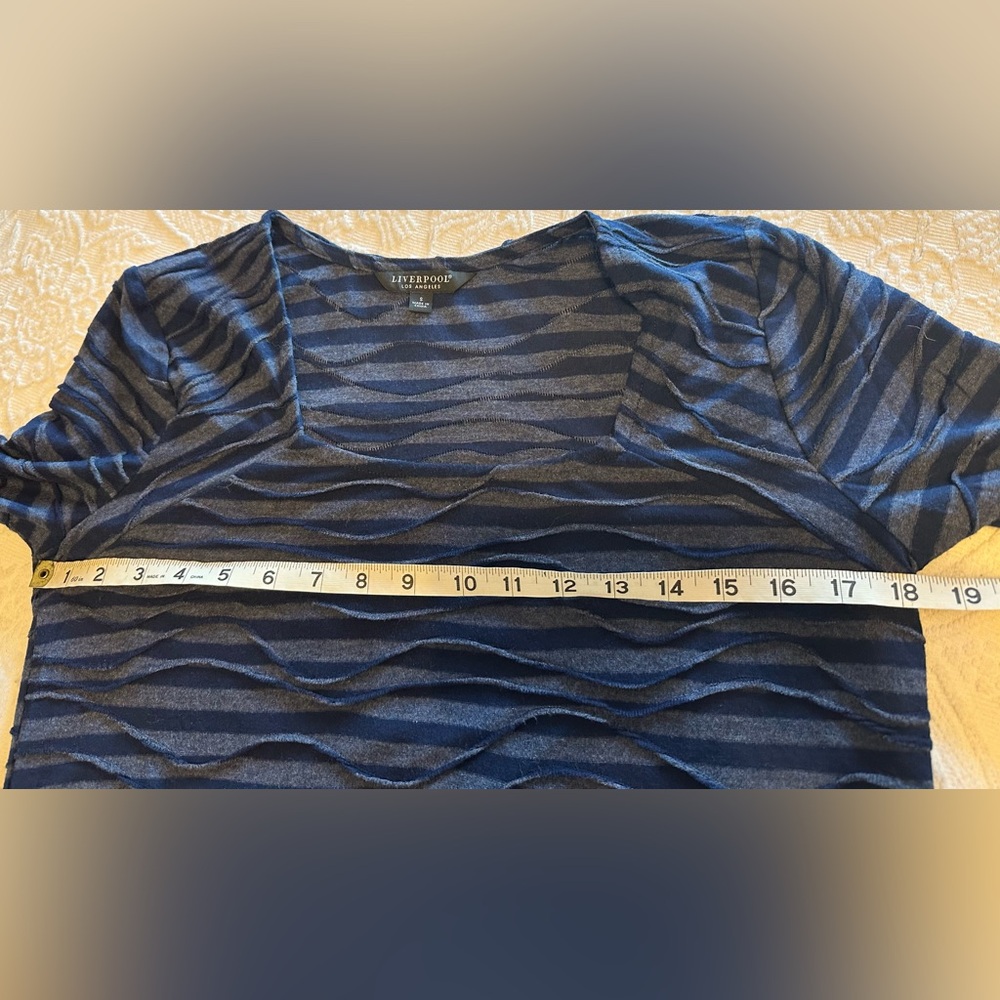 SALE! Liverpool Square Neck 3/4 Sleeve Knit Top in Navy Space Dye Stripe Size S - Picture 6 of 7
